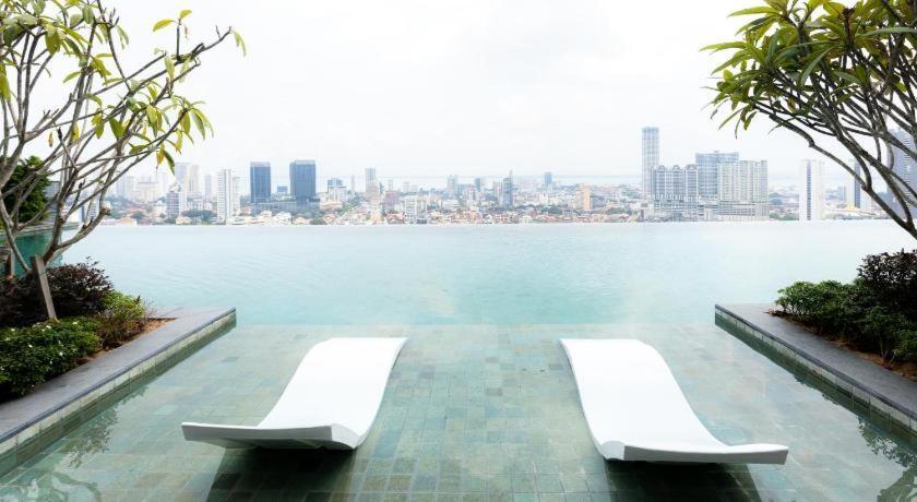 Beacon Executive Suite At Georgetown For 10Pax And 2 Bed Room Ngoại thất bức ảnh