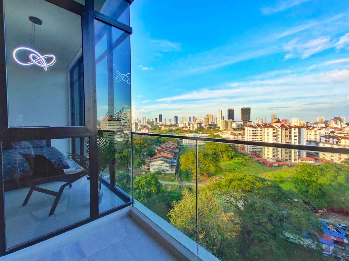Beacon Executive Suite At Georgetown For 10Pax And 2 Bed Room Ngoại thất bức ảnh