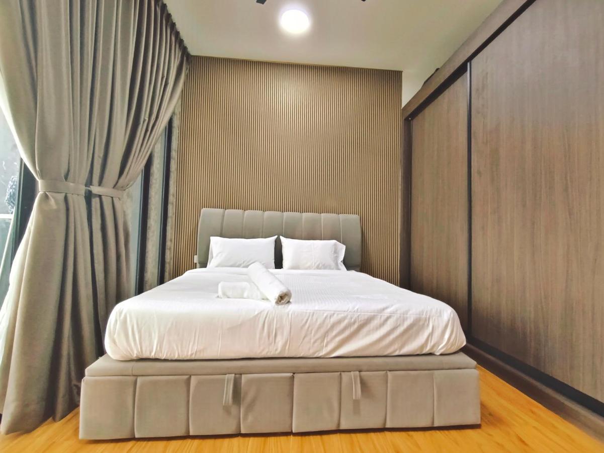 Beacon Executive Suite At Georgetown For 10Pax And 2 Bed Room Ngoại thất bức ảnh