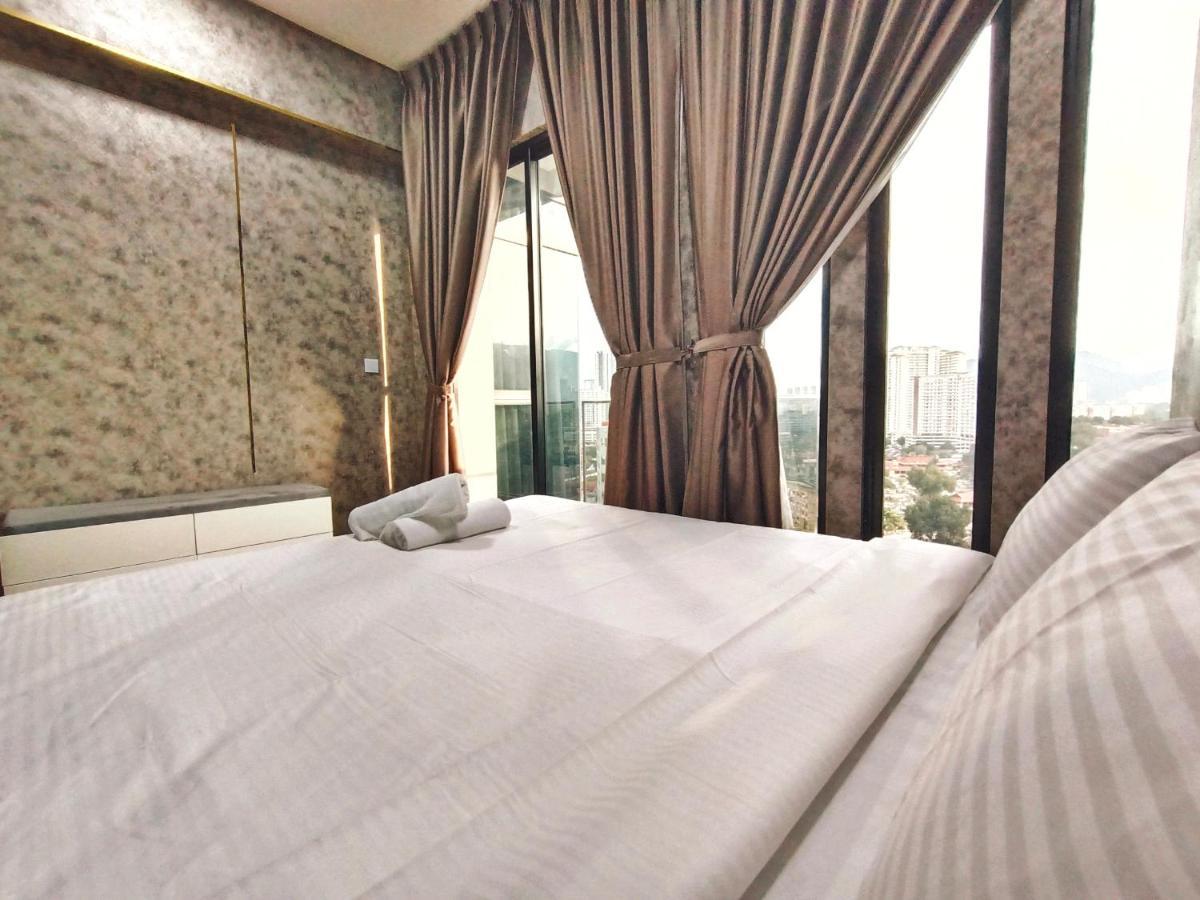 Beacon Executive Suite At Georgetown For 10Pax And 2 Bed Room Ngoại thất bức ảnh