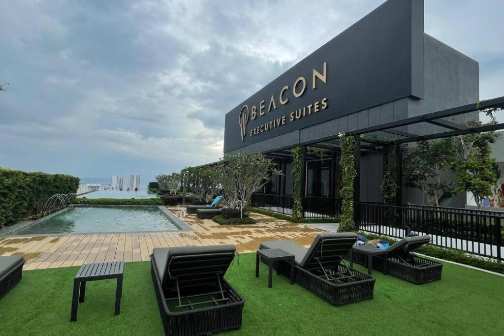 Beacon Executive Suite At Georgetown For 10Pax And 2 Bed Room Ngoại thất bức ảnh
