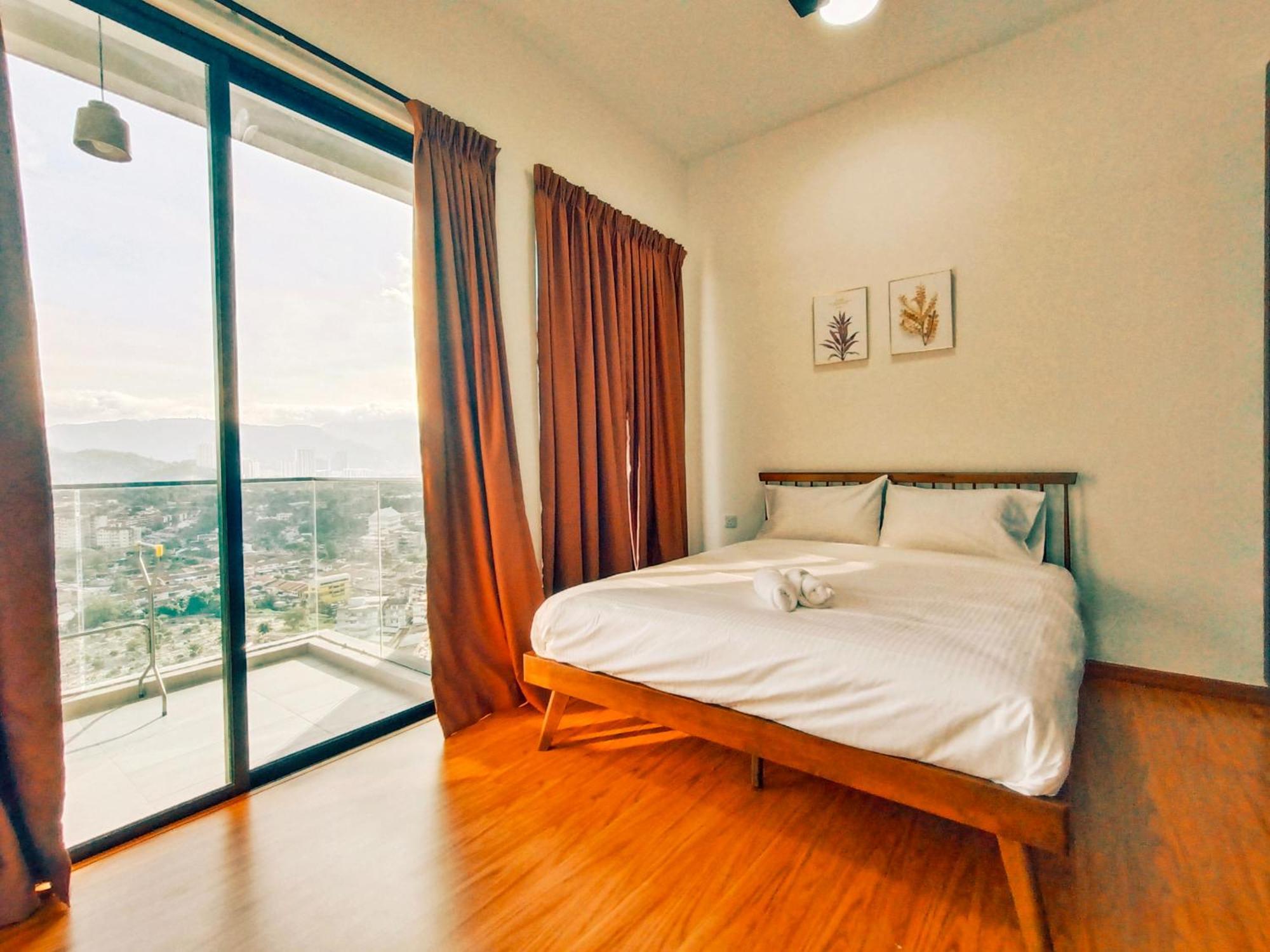 Beacon Executive Suite At Georgetown For 10Pax And 2 Bed Room Ngoại thất bức ảnh