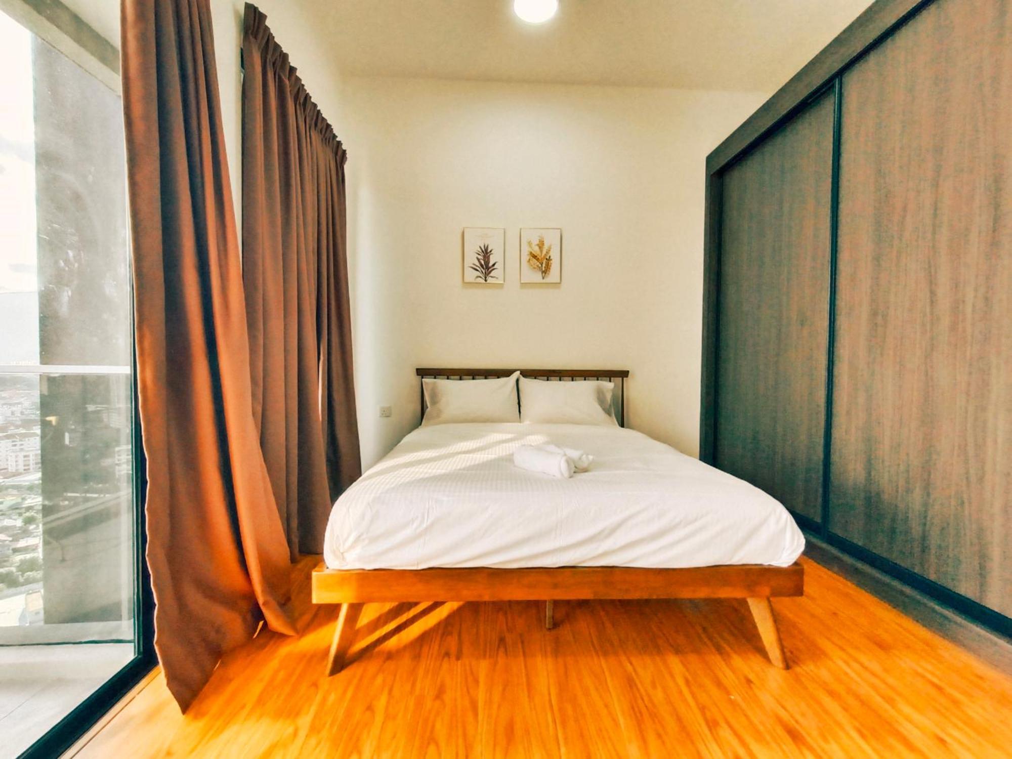 Beacon Executive Suite At Georgetown For 10Pax And 2 Bed Room Ngoại thất bức ảnh